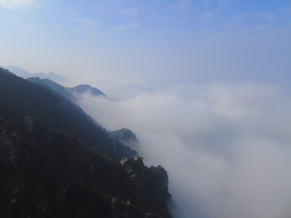 不识庐山真面目,只缘