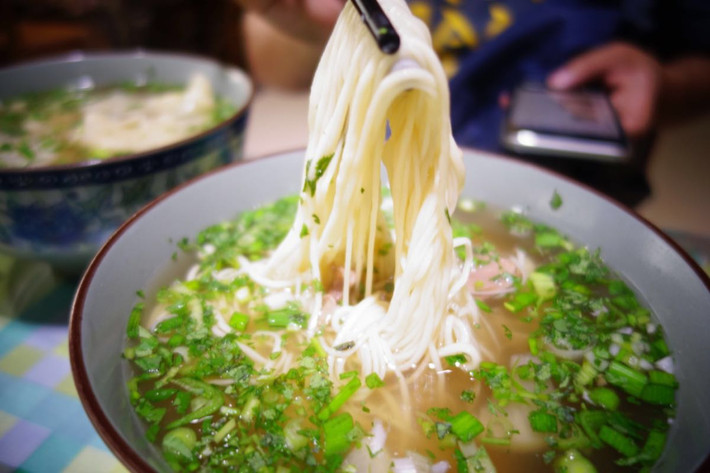 午餐:马子禄牛肉面 来兰州怎么能不尝尝正宗的兰州拉面呢,这家店据说