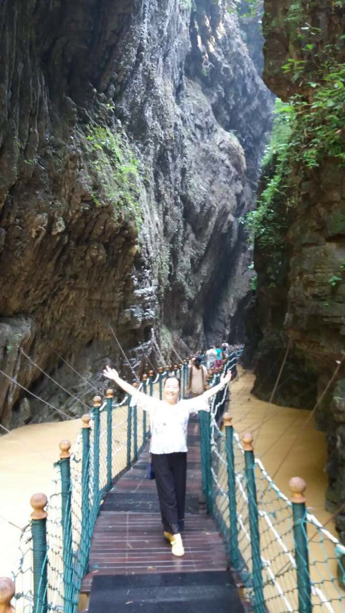 黑山谷自驾游