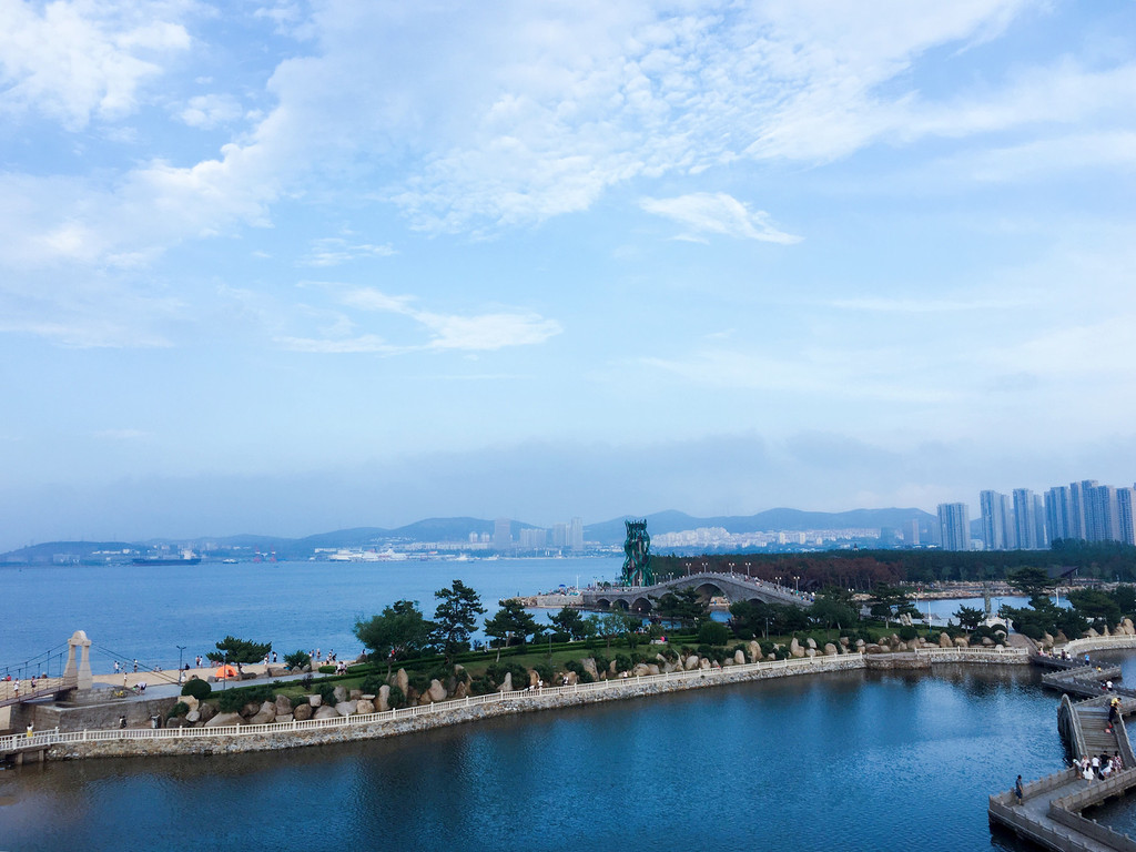 在北方所有海滨城市中,威海相较于青岛,大连而言,它可能是容易被人