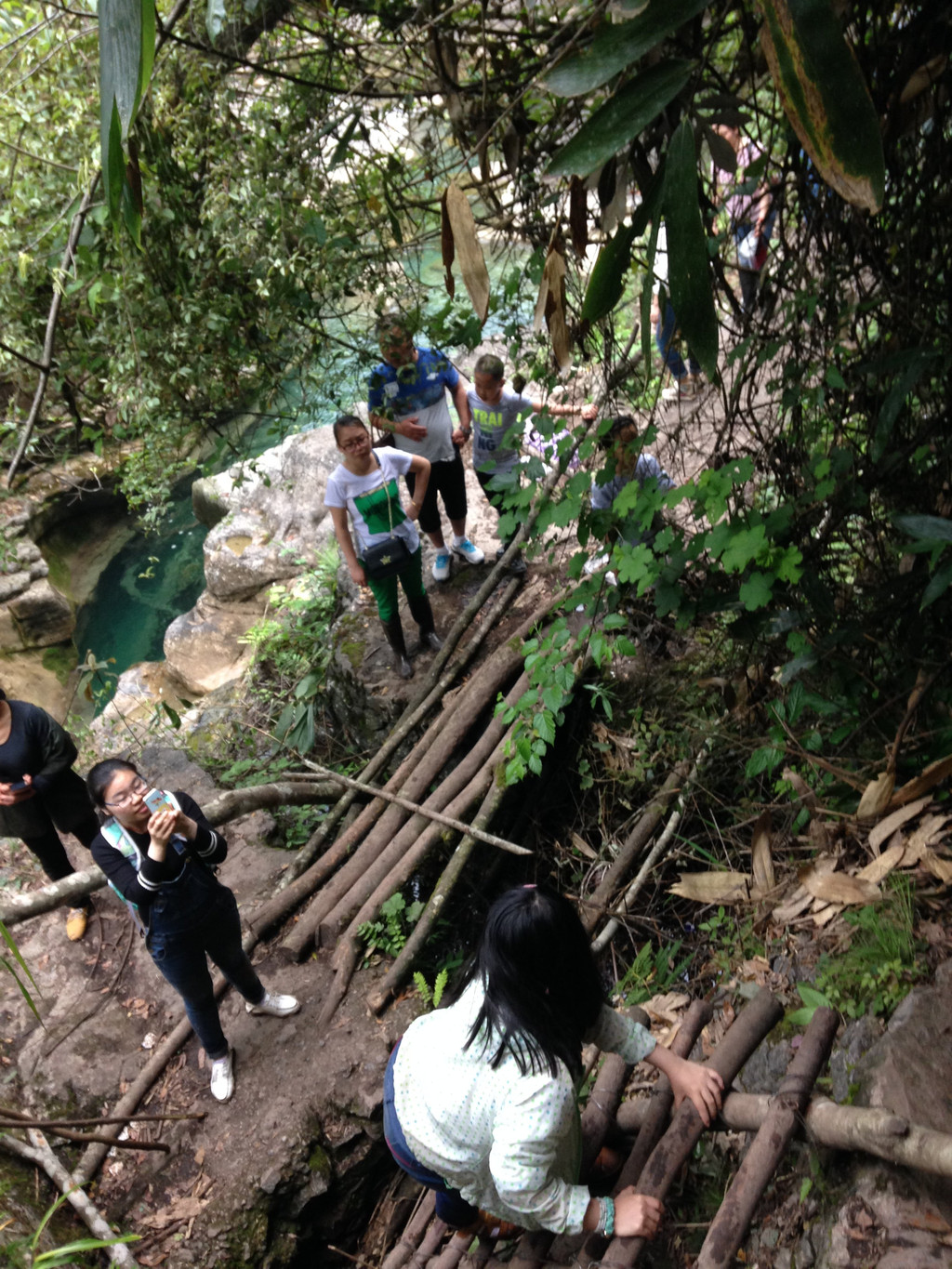 人间仙境——中国之中 醉美鹤峰 之屏山万全洞,躲避峡