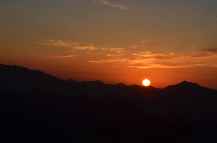         从这里开始,太阳下山很快