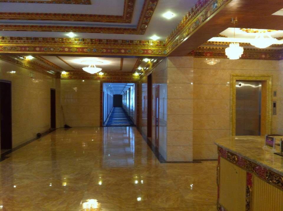 因为我们今天要赶至尼玛,所以没有去以象雄文明景观为更胜一筹的文布